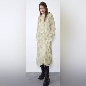 Zara WOMEN METALLIC THREAD FLORAL PRINTED DRESS-LIGHT YELLOW size M. NWOT